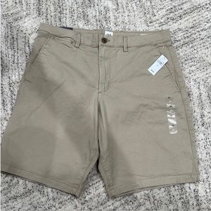 GAP shorts